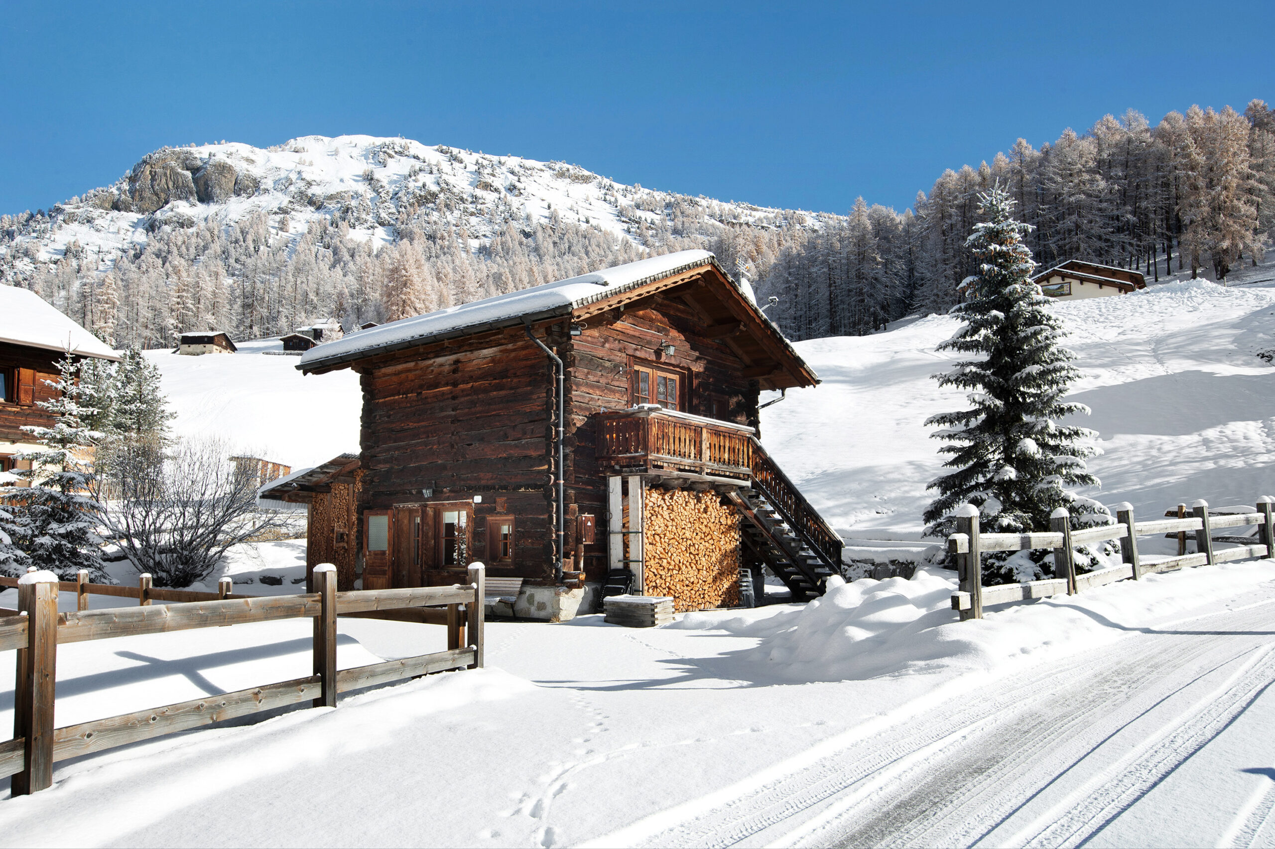 esterni al bait de marangon il baitin-1921_231120-175830949_231122-114839661
